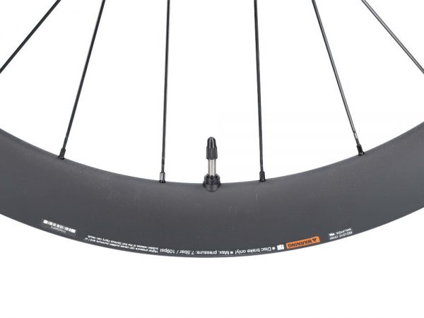 shimano-dura-ace-wheelset-28-wh-r9270-c50-center-lock-tubeless-thru-axle_4