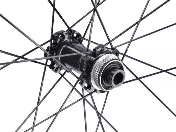 shimano-dura-ace-wheelset-28-wh-r9270-c50-center-lock-tubeless-thru-axle_7